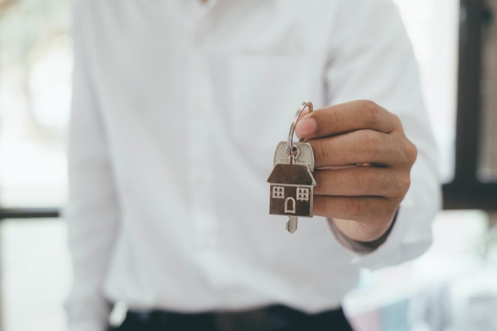 holding keys to a new house